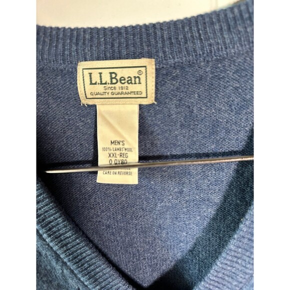 LL Bean 100% Lambs Wool Blue VNeck Sweater Vest Mens - Picture 2 of 3